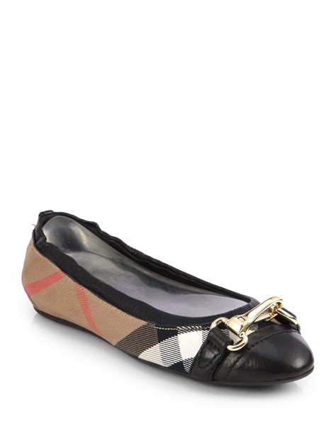 Women's Burberry Flats 